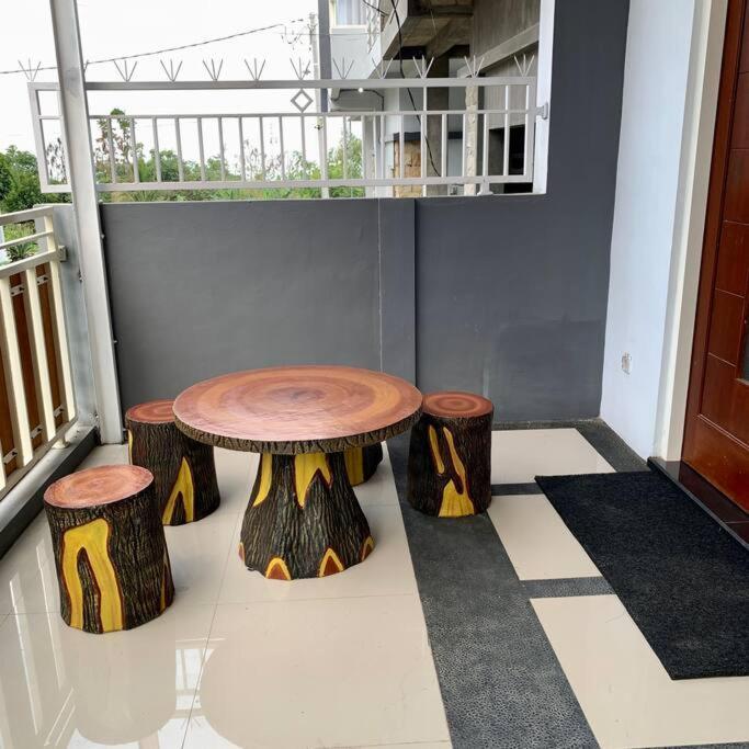Kayz Villa Batu Dengan Kolam Renang Pribadi Eksteriør billede